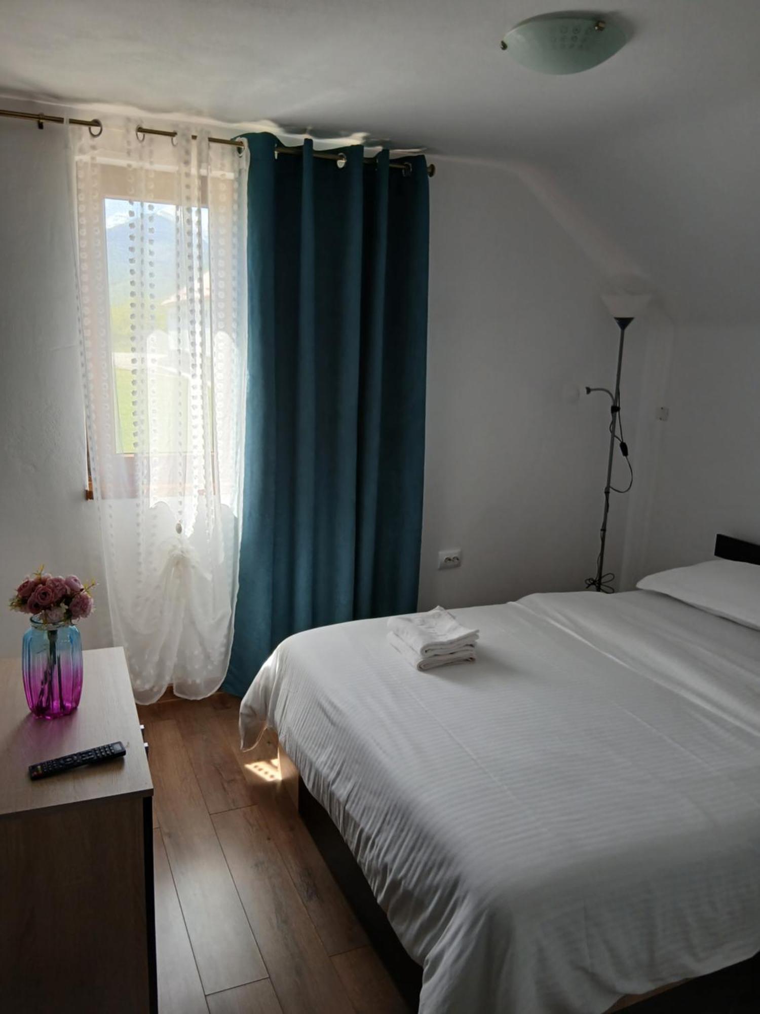 Casa Loredana Cîrţişoara Εξωτερικό φωτογραφία
